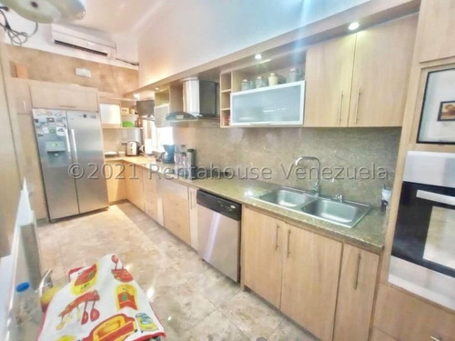 Imagen 12 de 30 de Casa En Venta Andrés Bello, Las Delicias, Maracay 22-11776 @josbertscarvallo.rah