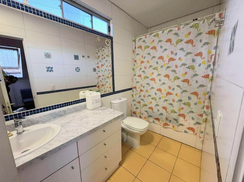 Departamento Triplex / 5 Dormitorios Av. Kennedy/ Vitacura
