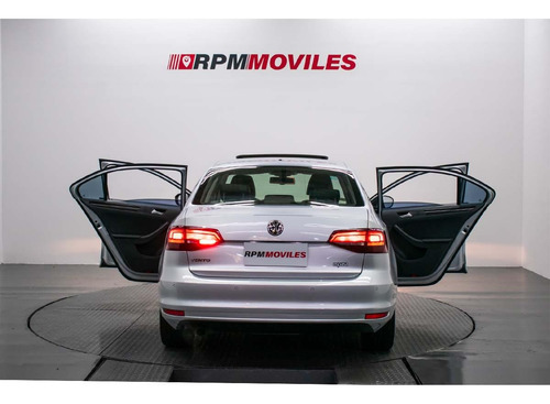 Volkswagen Vento 2.5 Luxury 170cv