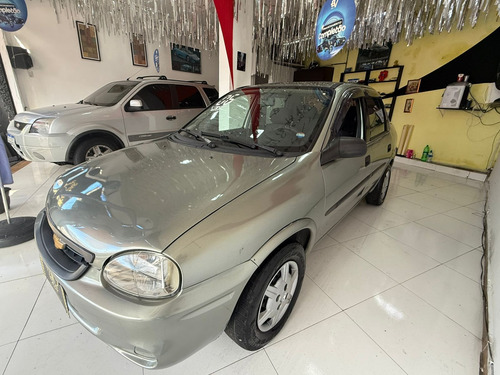 Chevrolet Corsa Classic 1.0 Spirit Flex Power 4p