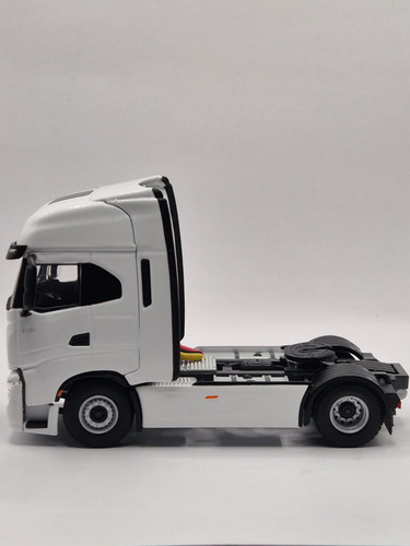 Camión Iveco S-way Wsi Models - Escala 1:50