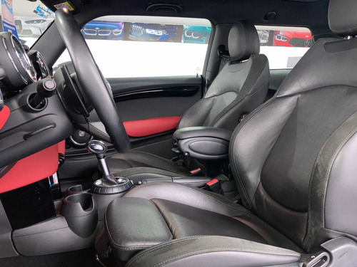 Imagen 10 de 13 de Mini Cooper S 2017 2.0 Hot Chili At