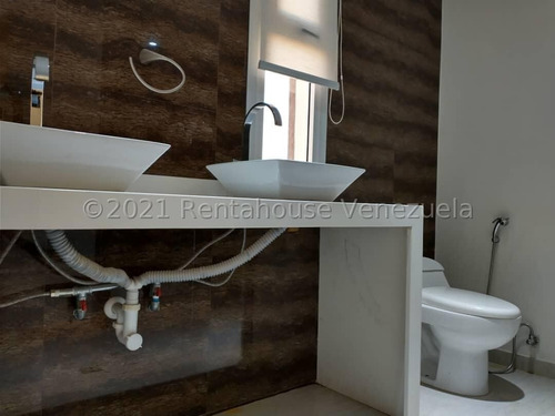 Imagen 4 de 14 de Vendo Townhouse En Puerta Maraven 04122183505 Cod 22-10161
