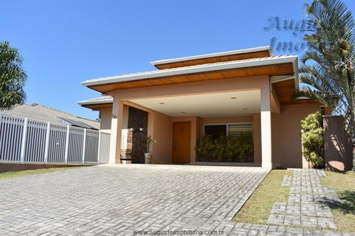 Casa Em Condomìnio A Venda Em Atibaia/sp
