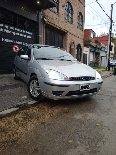 Ford Focus Edge 5p 1.8l N 2004 ¡impecable!