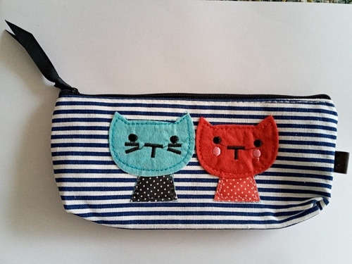 Estuche De Lona Modelo Gatos