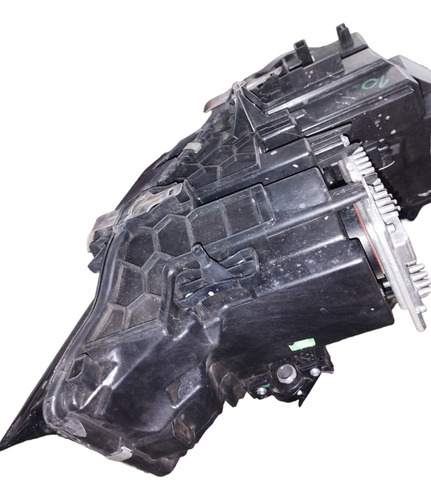 Farol Esquerdo Bmw 320i 19/22 (Usado)