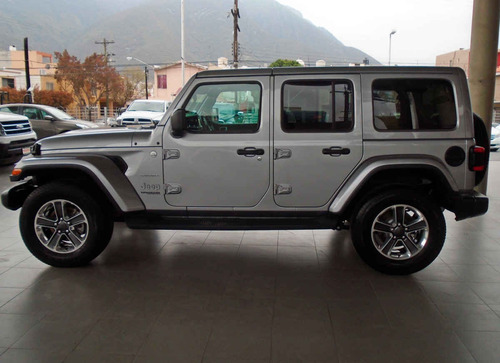 Imagen 2 de 15 de Jeep Wrangler 2019 5p Unlimited Jl Sahara V6/3.6 Aut