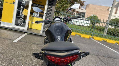 Imagen 8 de 11 de Kawasaki Er6n