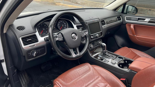 Volkswagen Touareg 3.0 V6 Tdi At