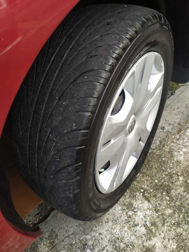 Imagen 5 de 12 de Nissan Tiida 2014 1.8 Miio