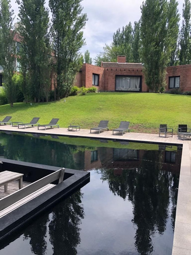 Venta De Apartamento 1 Dormitorio En San Rafael,