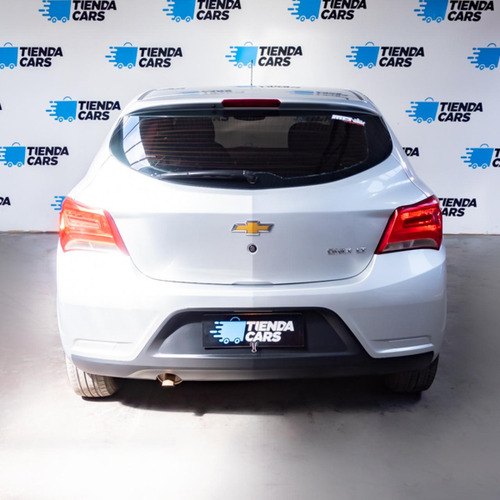 Chevrolet Onix 1.4 Lt 98cv