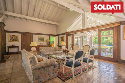 Highland Cc , Casa En Venta, Lote De 2746 Metros, Excelente
