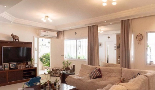 Casa À Venda Na Rua João De Santa Maria, Vila Brasilina, São Paulo - Sp - Liv-10107