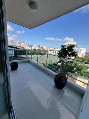 For Sale Apartamento En La Esperilla 226m2 3 Habitaciones Y 3 Parqueos Piso 9