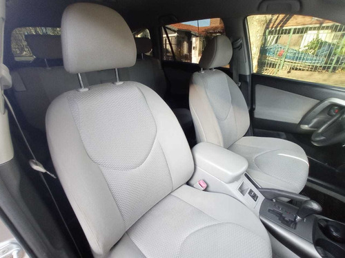Imagen 12 de 15 de Toyota Rav 4 Caja Automática 4x4 Año 2013