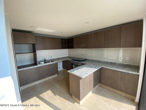 Imagen 7 de 14 de Zibata Inspira Casa En Esquina Con 3 Recamaras Y 205 Mts2 Qh.211955