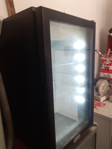 Imagen 1 de 10 de Frigobar Minivisicooler Exhibidora Vinera Nevera Ejecutiva