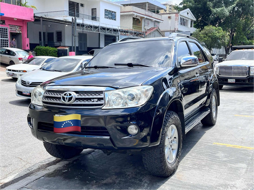 Toyota Fortuner Sr