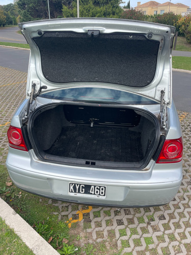 Volkswagen Bora 2.0 Trendline 115cv Tiptronic