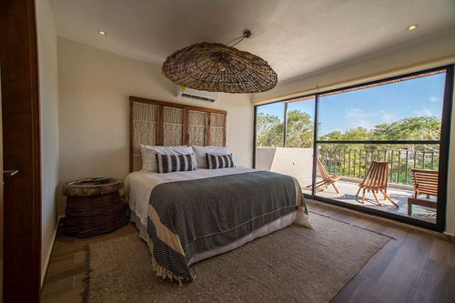 Imagen 1 de 17 de Casa En Venta En Playa Del Carmen
