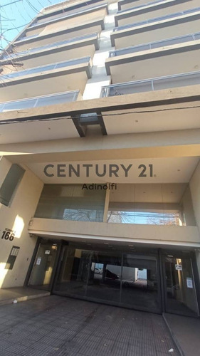 Imagen 4 de 18 de Calle 6 E/ 35 Y 36 Monoambiente De Categoría En Venta Con Pileta, Gimnasio Y Sum