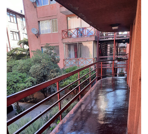 Condominio Las Palmas , Depto. Con Estacionamiento