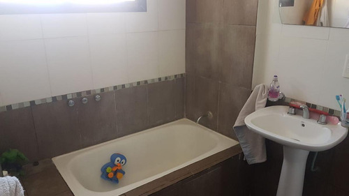 Dúplex En Venta - 2 Dormitorios 2 Baños - Cochera - 122 Mts2 - Villa Elvira