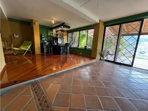 Vendo Casa 460m2 La Tahona 5098