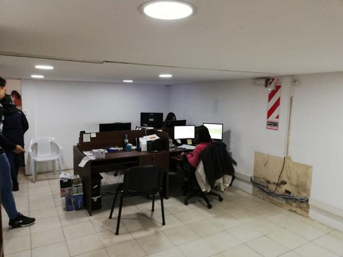Imagen 12 de 17 de Deposito Venta - Once