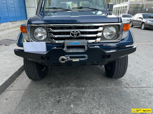 Toyota Macho Aniversario Lx