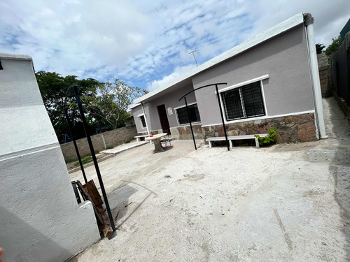 Casa Ph Sayago Por Luc, 3dorm,patio,cochera, Alquila Inmob.