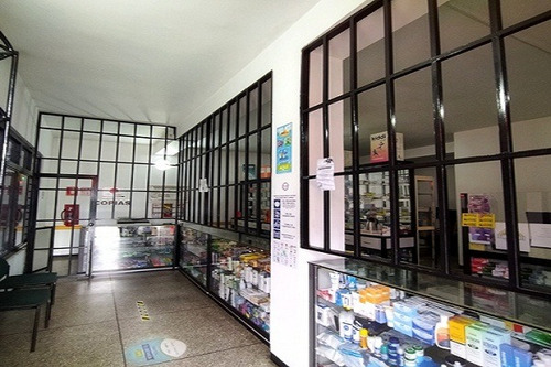 LG Asein1508 Vende Excelente Fondo De Comercio (farmacia) En Naguanagua.