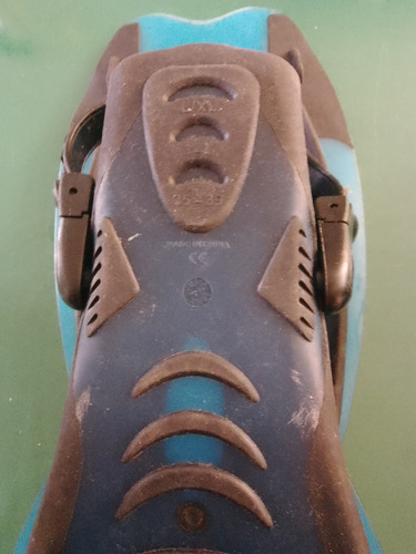 Aletas Us Divers Talla 3 A 6 En Azul Eléctrico (Usado)