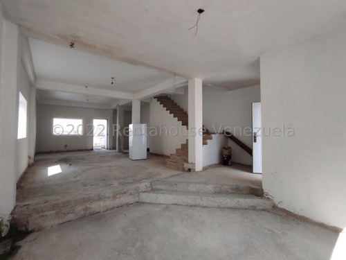 Imagen 5 de 22 de Amplio Townhouse Urb. El Piñal El Limón Maracay 23-14807 Ejc 04243439046