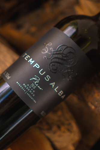 Imagen 3 de 4 de Vino Tempus Alba Pleno 750 Ml
