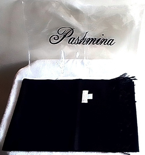 Pashmina Negra