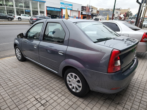 Imagen 9 de 15 de Renault Logan 2011 1.6 Confort Ii 90cv