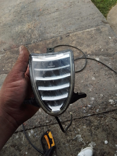 Farol Led Trasero De Milestone 2