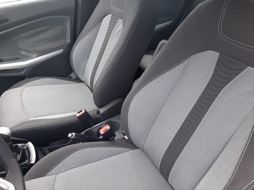 Imagem 6 de 8 de Ford Ecospot Preta