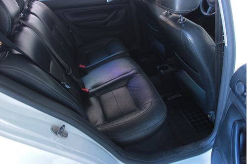 Volkswagen Golf 2.0 MI 8V FLEX 4P TIPTRONIC