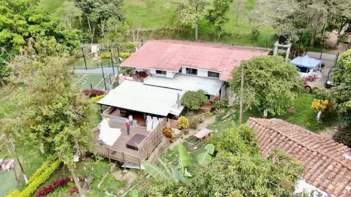 Vendo Acogedora Finca De 2.000 M² Para Descanso A 10 Minutos Titiribí