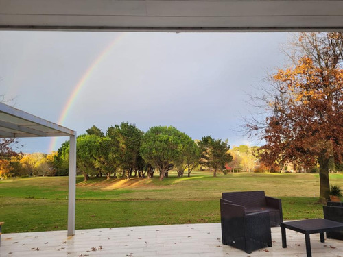 Casa  En Alq. Temporario Sobre El Golf En Marayui C.c., Chapadmalal