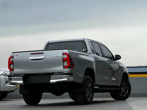 Toyota Hilux 2.4 Diesel Srv 4X4 At