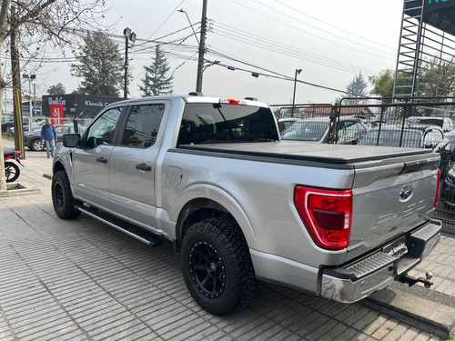 Ford F-150 XLT 3.3 4X2