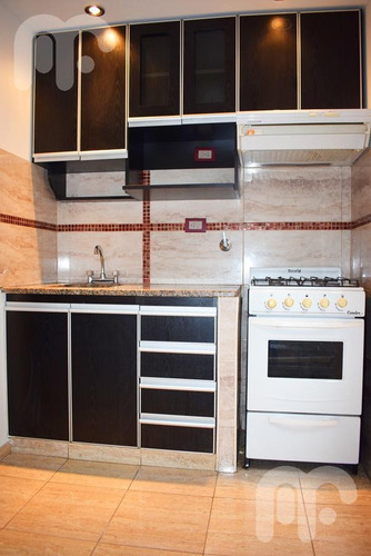 Imagen 6 de 12 de Venta Departamento - La Plata