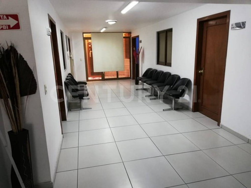 Imagen 3 de 13 de Clinica Medica En Venta, Jardines Alcalde, Guadalajara, Jalisco
