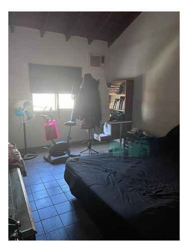 Imagen 8 de 12 de Ph En Venta - 2 Dormitorios 1 Baño - 85mts2 - Berisso
