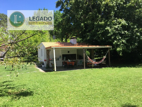 Destacada Residencia En Venta En Parque Del Plata